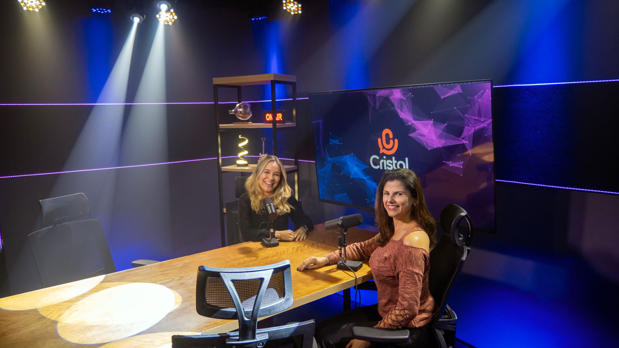 Estúdio Safira da Cristal Studios