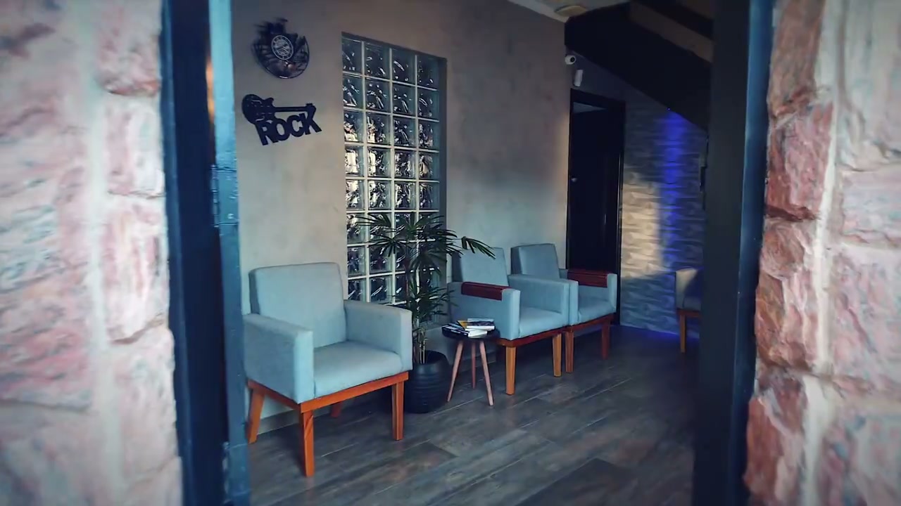 Lounge e área de convivência do estúdio